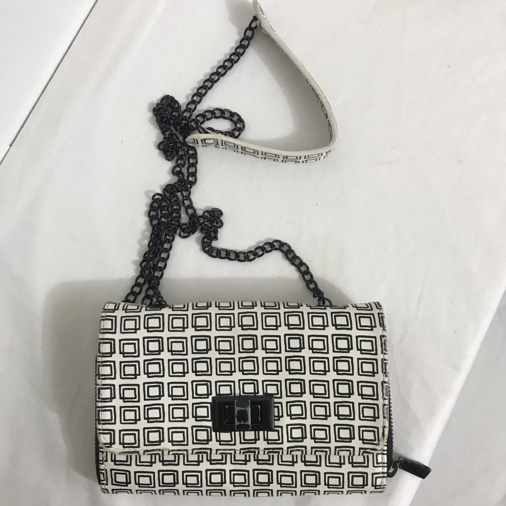 Black and White Retro Squares Wallet Crossbody